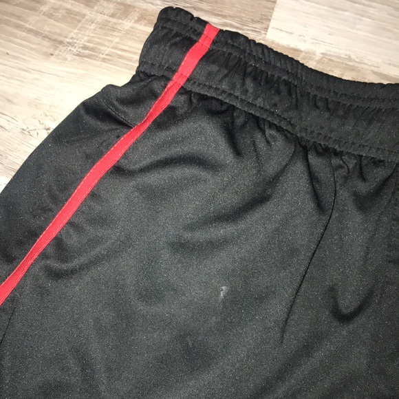NBA black and red shorts size large - Picture 2 of 11